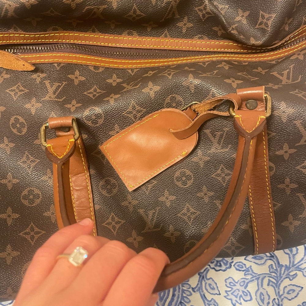 Faux Louis Vuitton Brown Duffle Bag - Picture 5 of 9